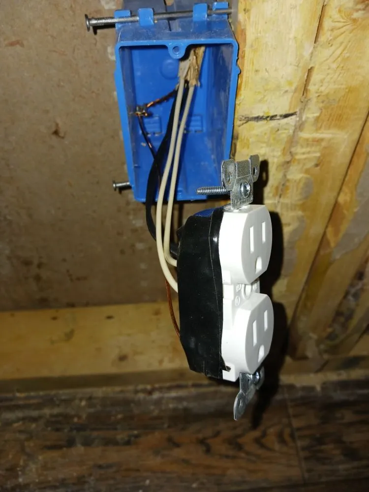 Slide of Universal Electric Company