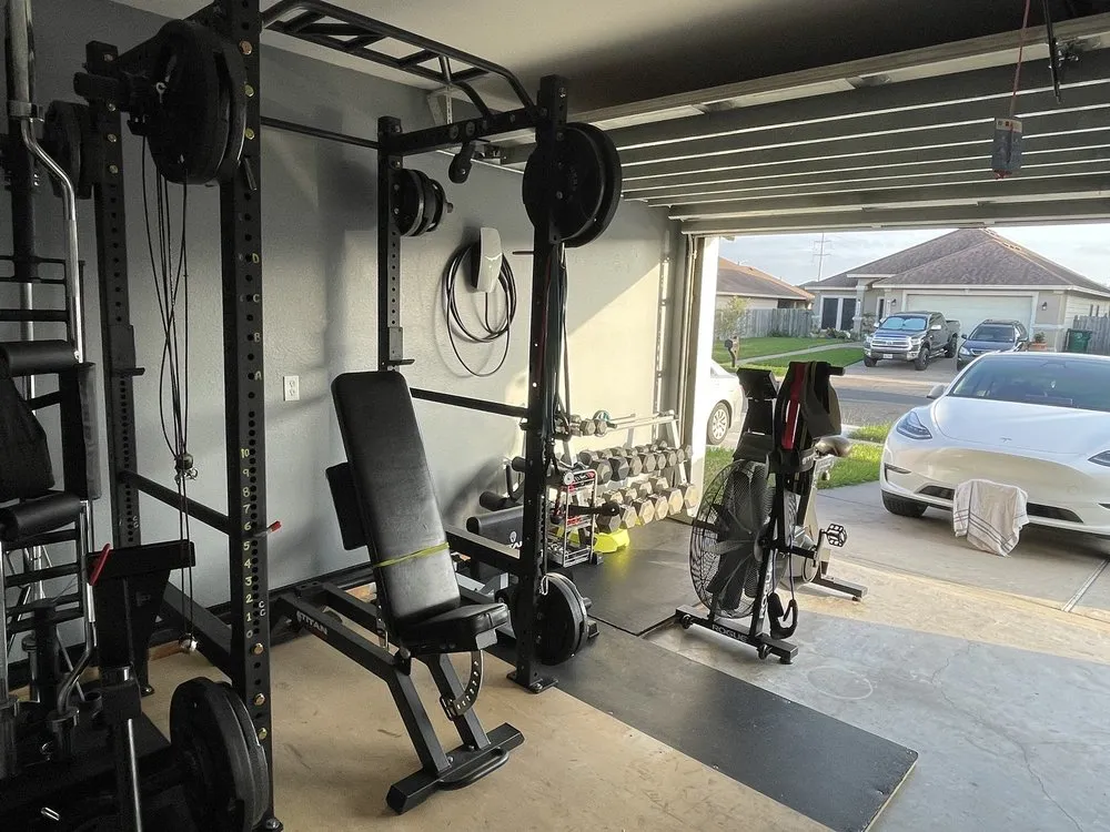 Slide of Universal Electric Solutions