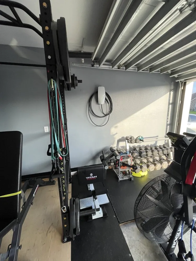 Slide of Universal Electric Solutions