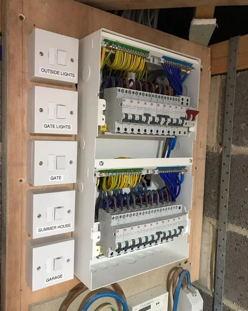 Expert emergency electrical service in Flushing, NY by Universal Electrical Services