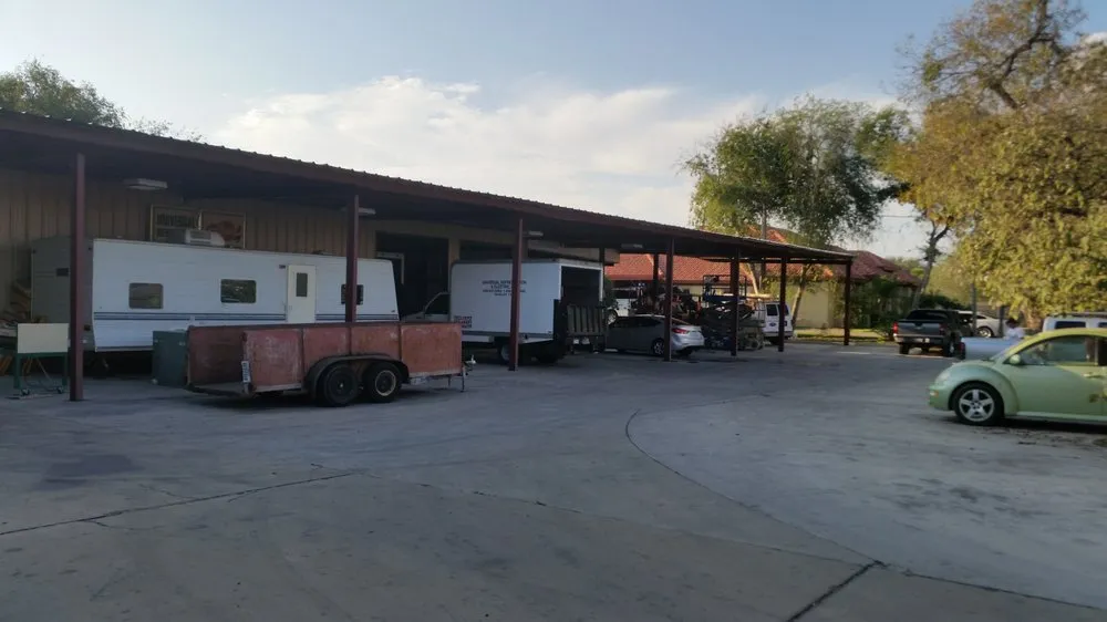 Slide of Universal Refrigeration & Electric Inc/ McAllen