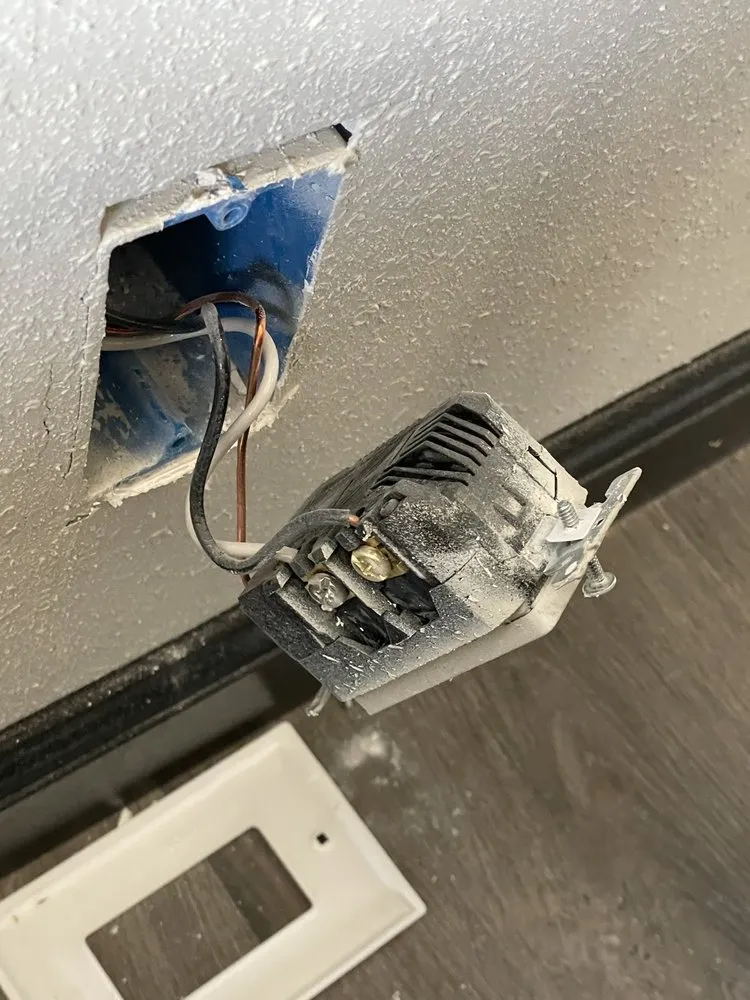 Reliable electrical repair experts serving ,  - Universal Trades Handyman