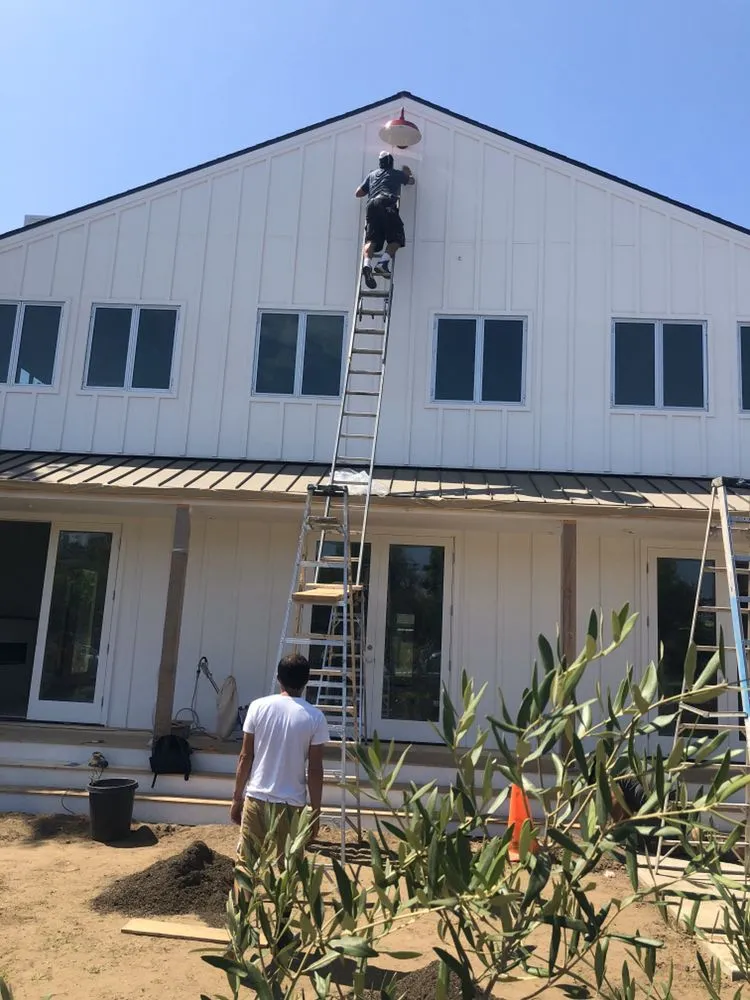 Slide of Unlimited Electrician