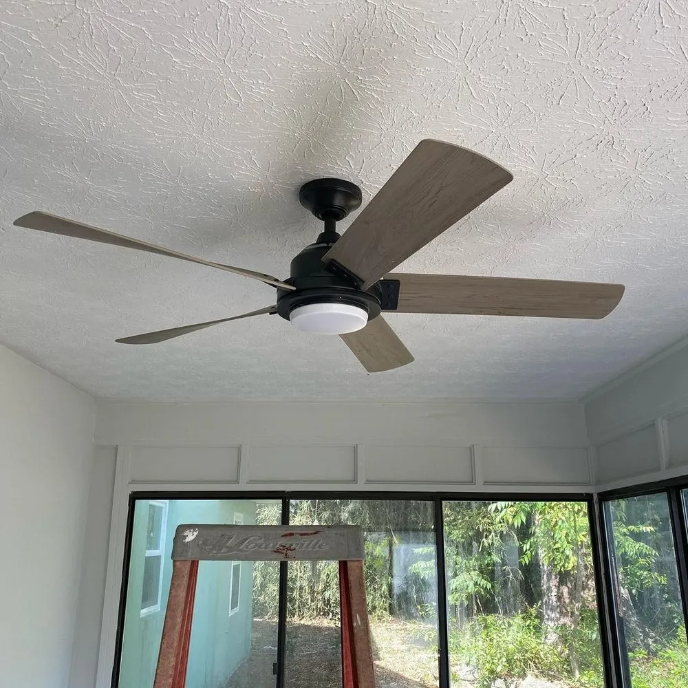 Slide of Upper Westside Electricians