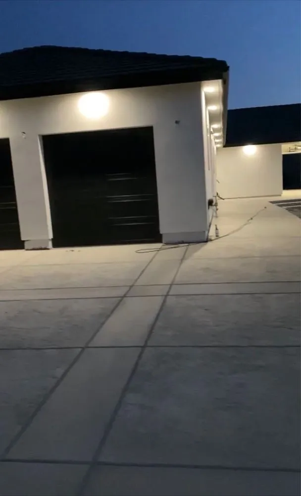 Slide of Upright Electric Solar