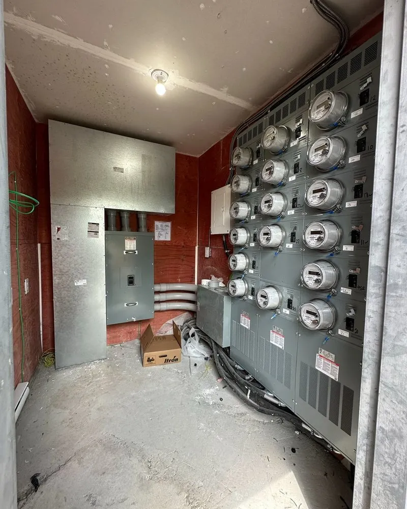 Slide of Upside Emergency Electrician