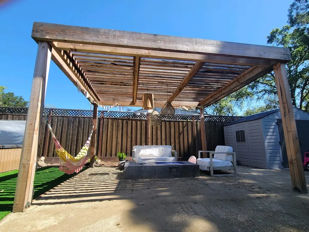 Licensed outlet and switch repair experts serving ,  - Urban Equity Builders