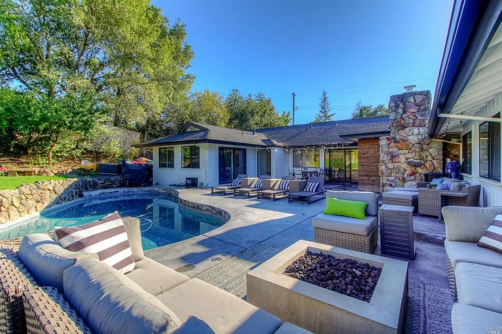 Professional electrical service for homes in circuit breaker repair,  by 