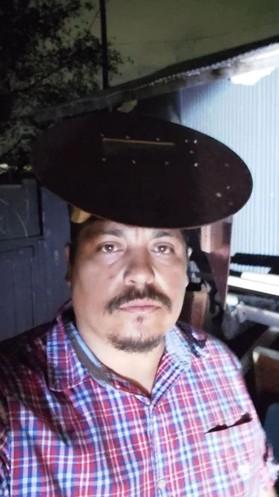 Emergency electrical service for homes in wiring installation, by