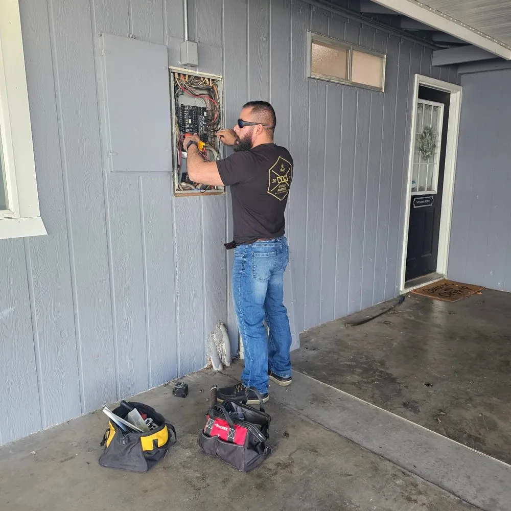 Slide of Urueta Electric