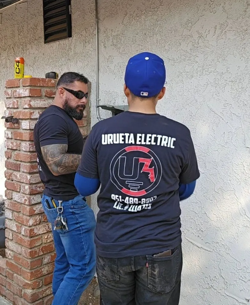 Slide of Urueta Electric