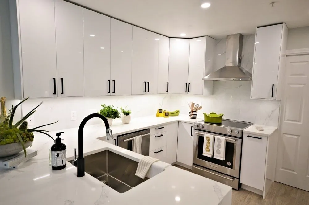 Slide of USA Elite Builders