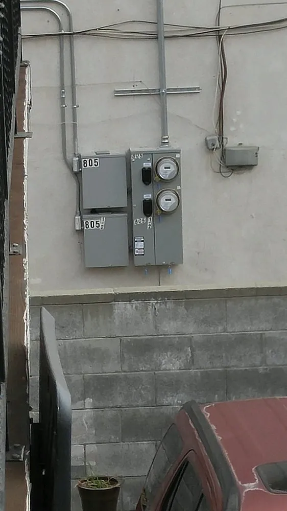 Slide of USA Repairs Electrical