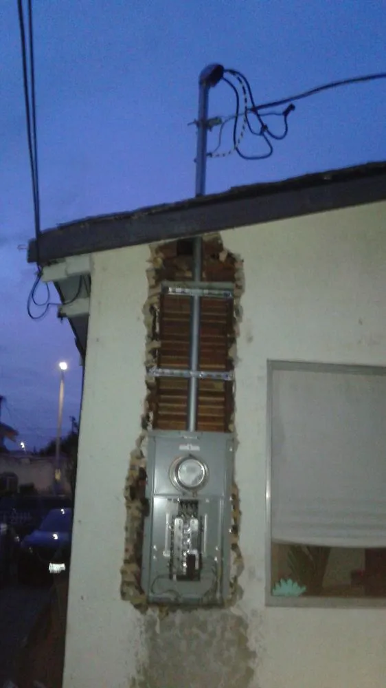 Slide of USA Repairs Electrical