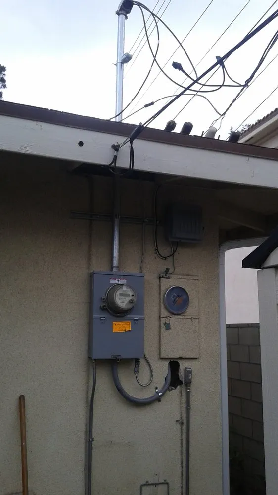 Emergency emergency electrical service in , by USA Repairs Electrical