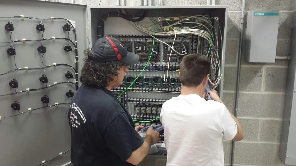 Trusted circuit breaker repair in Grand River, OH by V L Chapman Electric