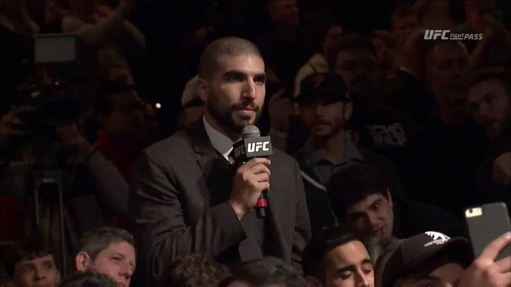 Slide of V Pizzo Electric