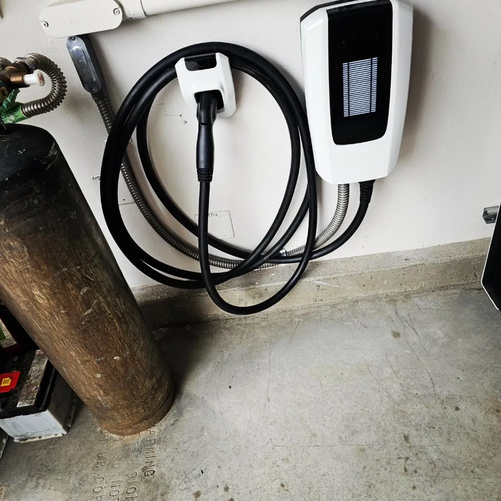 Certified electrician providing lighting installation in North Hills, CA - V-Teg Electrical