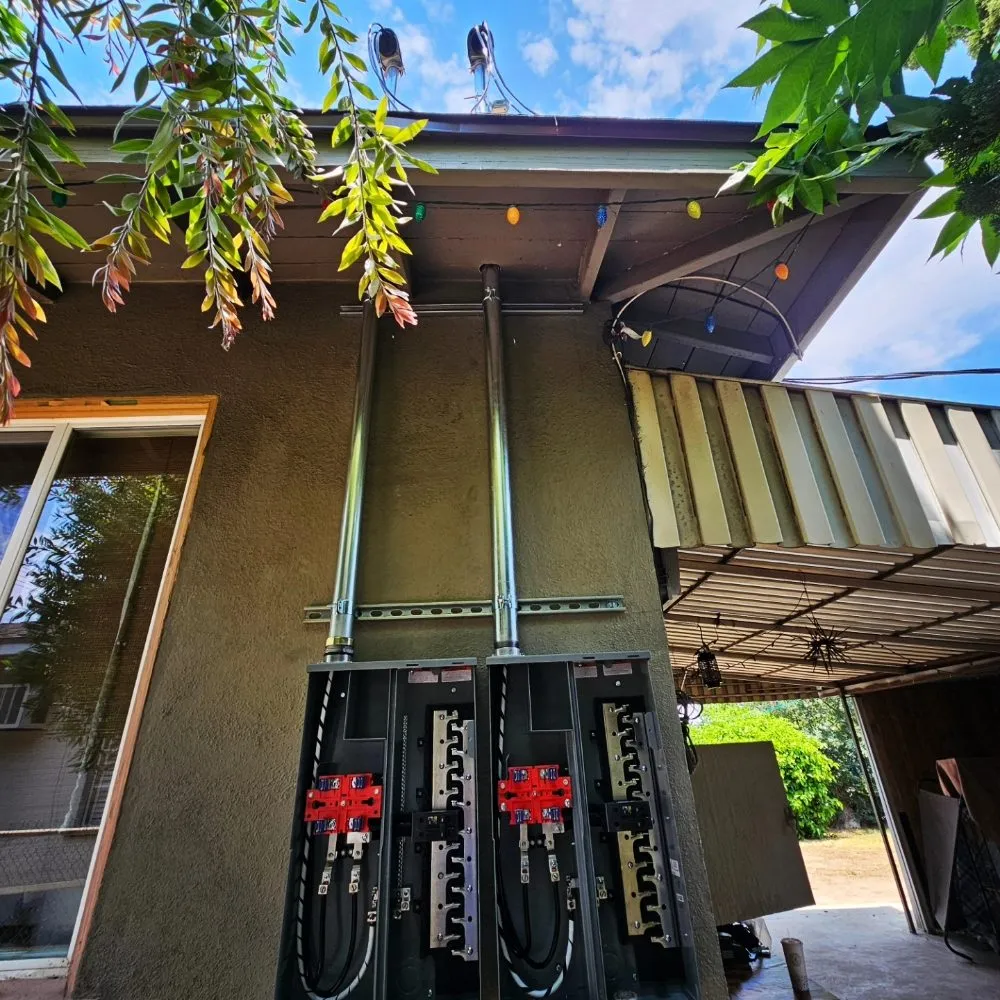 Licensed emergency electrical service experts serving North Hills, CA - V-Teg Electrical