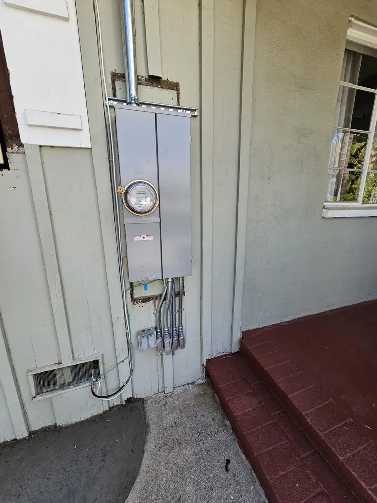 Reliable circuit breaker repair service in North Hills, CA - V-Teg Electrical