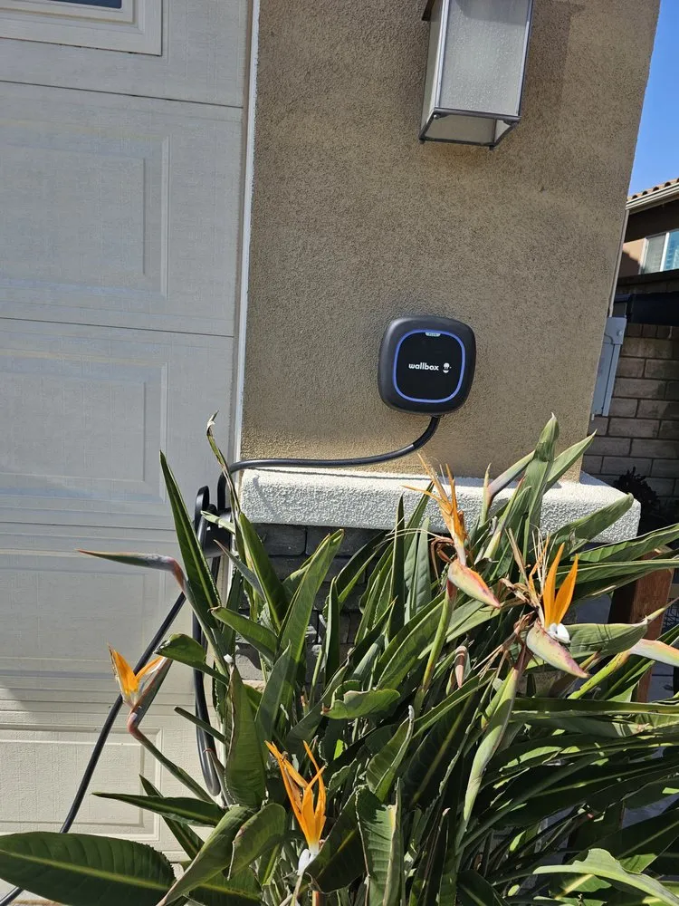 Trusted electrician providing panel upgrade in North Hills, CA - V-Teg Electrical
