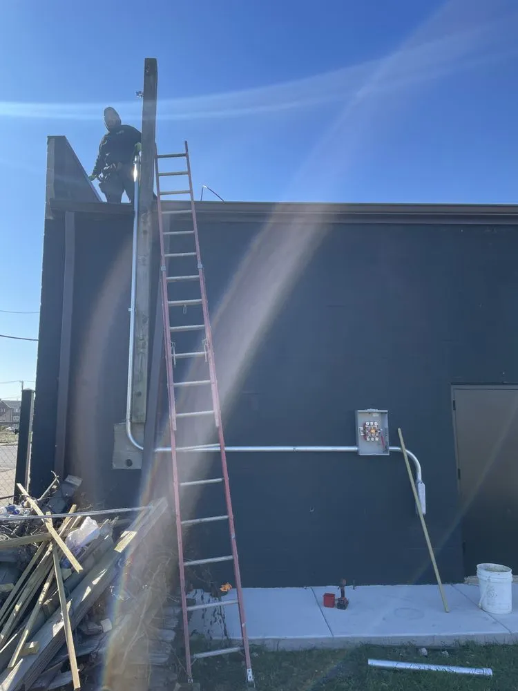 Professional electrical repair in ,  by Vaca Electrical Contracting & Construction