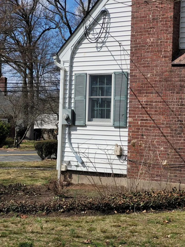 Slide of Vaccarella Electrical Services