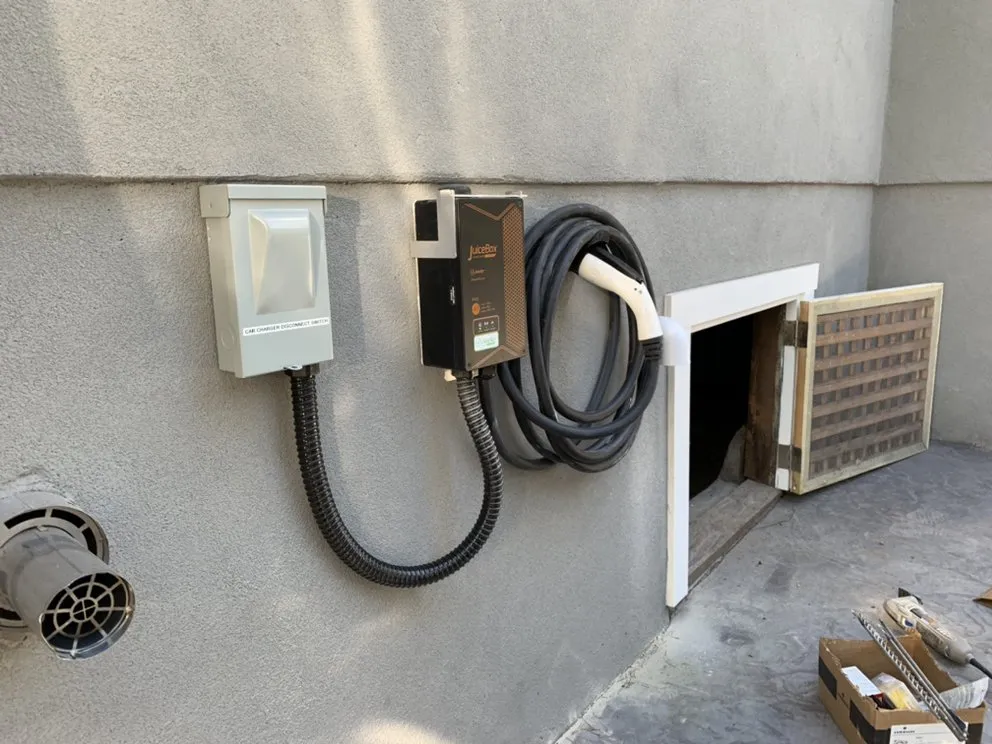 Slide of Valencia Electric