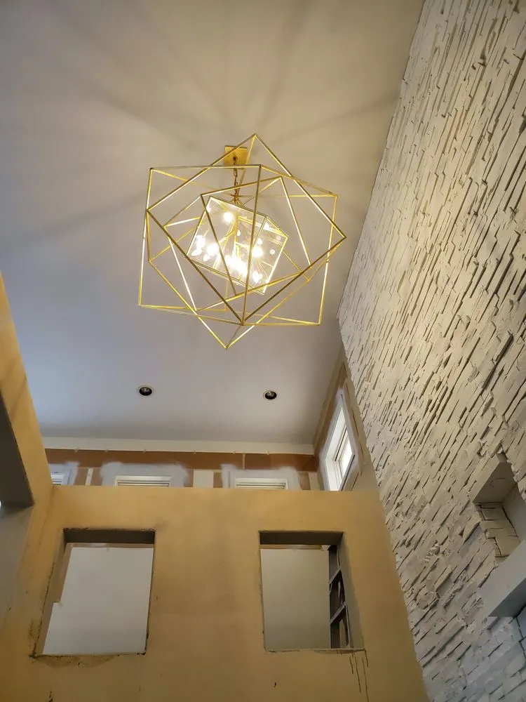 Slide of Valencia Electric