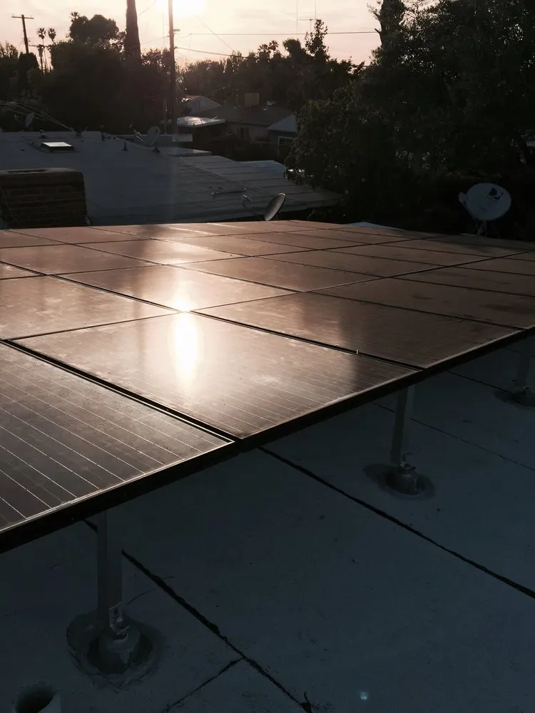 Reliable circuit breaker repair service in Reseda, CA - Valencia Electrical & Solar Services