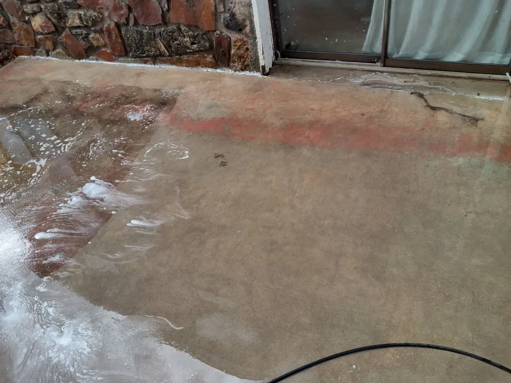 Slide of ValenciaPros