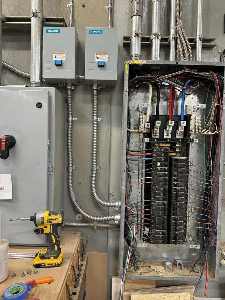 Slide of Valente Electric