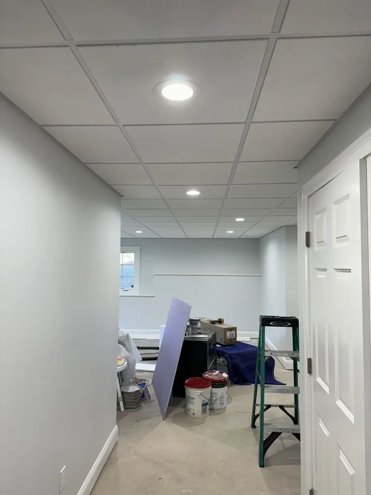 Slide of Valente Electric