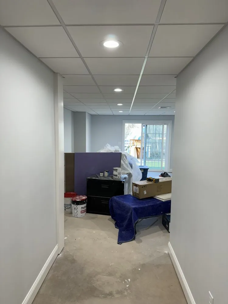 Slide of Valente Electric