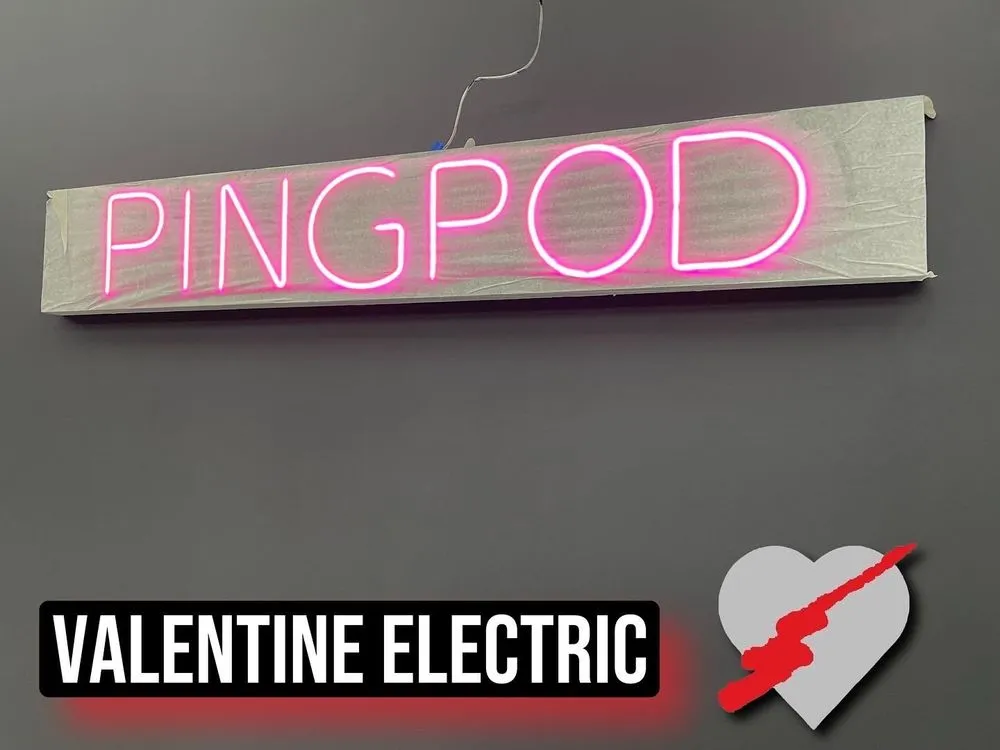 Licensed electrician providing emergency electrical service in ,