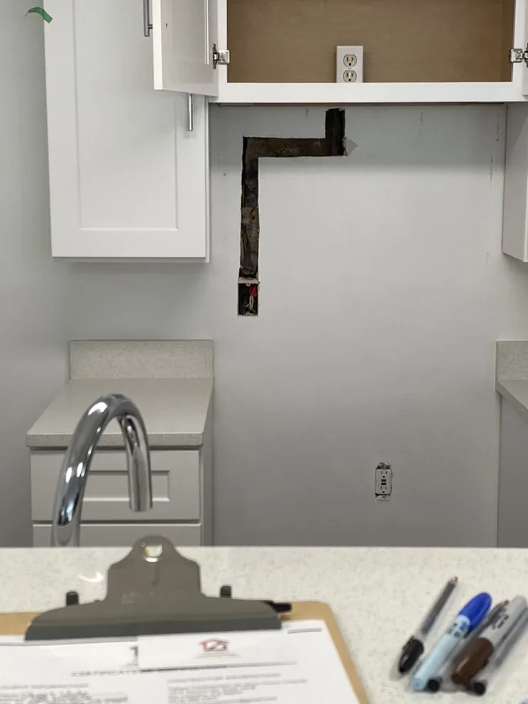 Slide of Valiant Construction