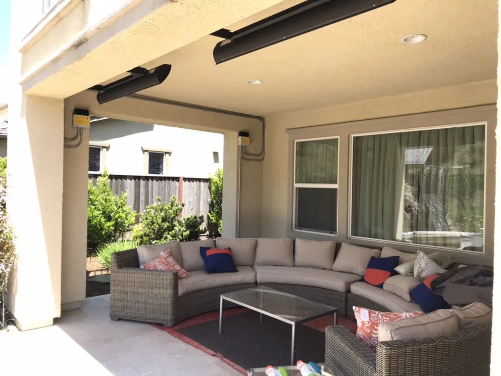 Slide of Valiant Construction