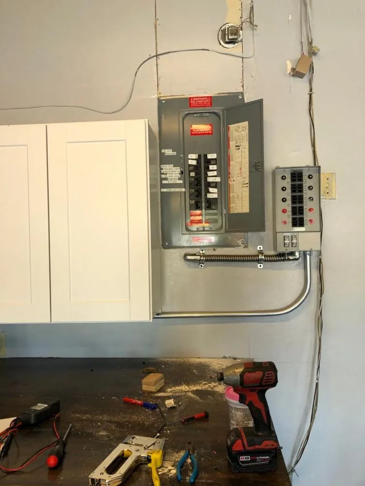 Slide of Valiant Construction