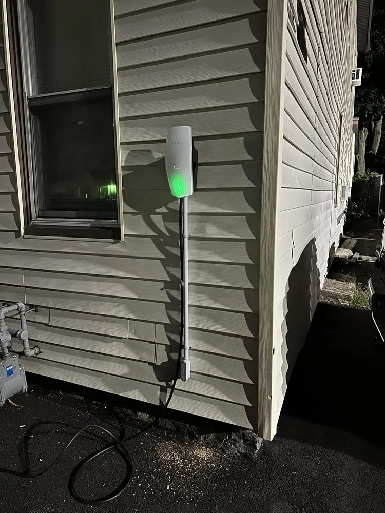 Slide of Valopes Electrical