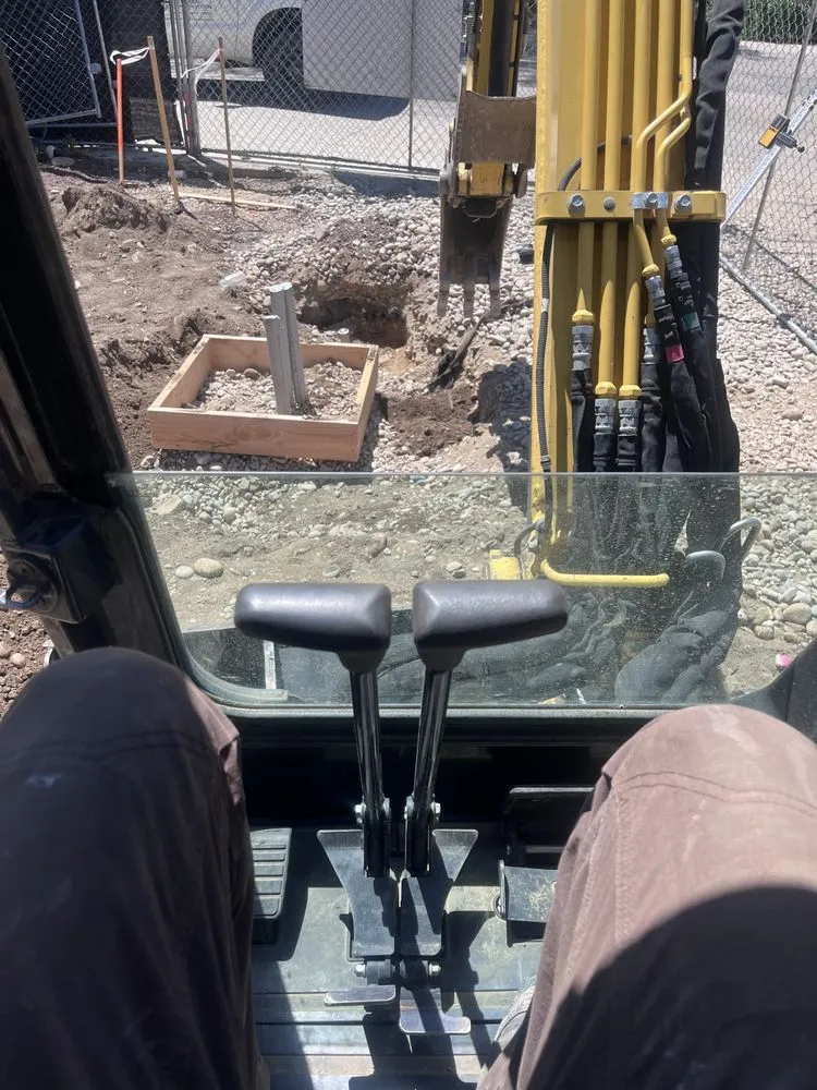 Slide of Valor Electric