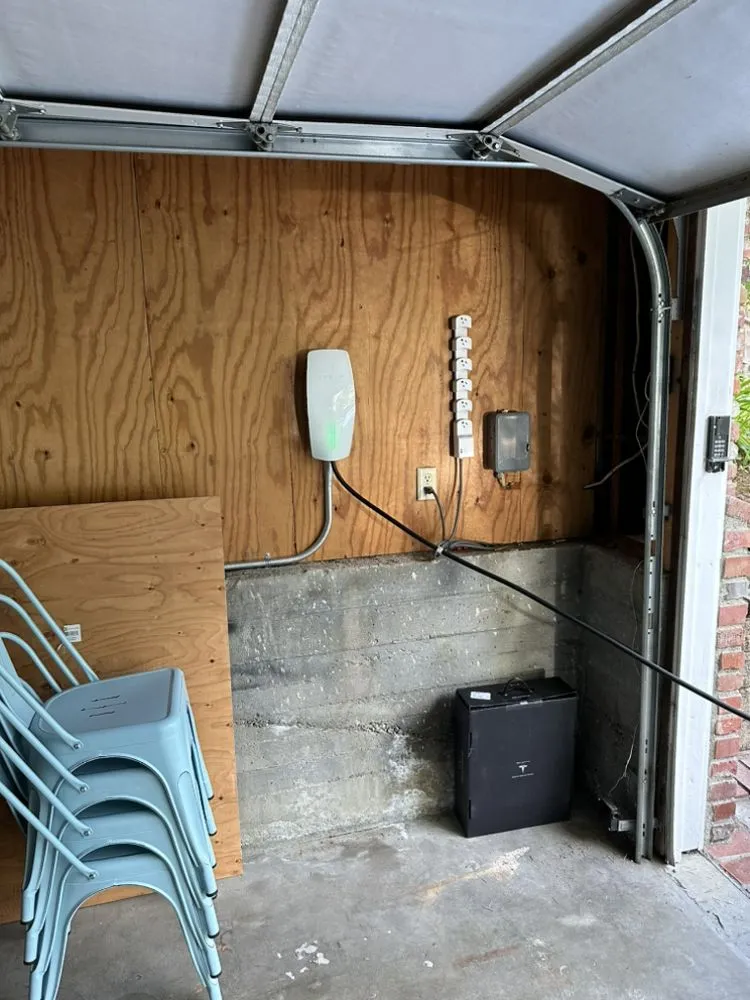 Slide of Valor Electric