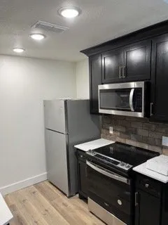 Slide of Van Remmen Home Services