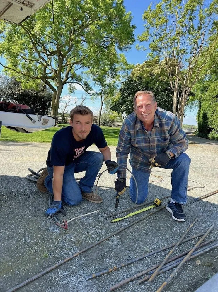 Professional electrician providing circuit breaker repair in ,