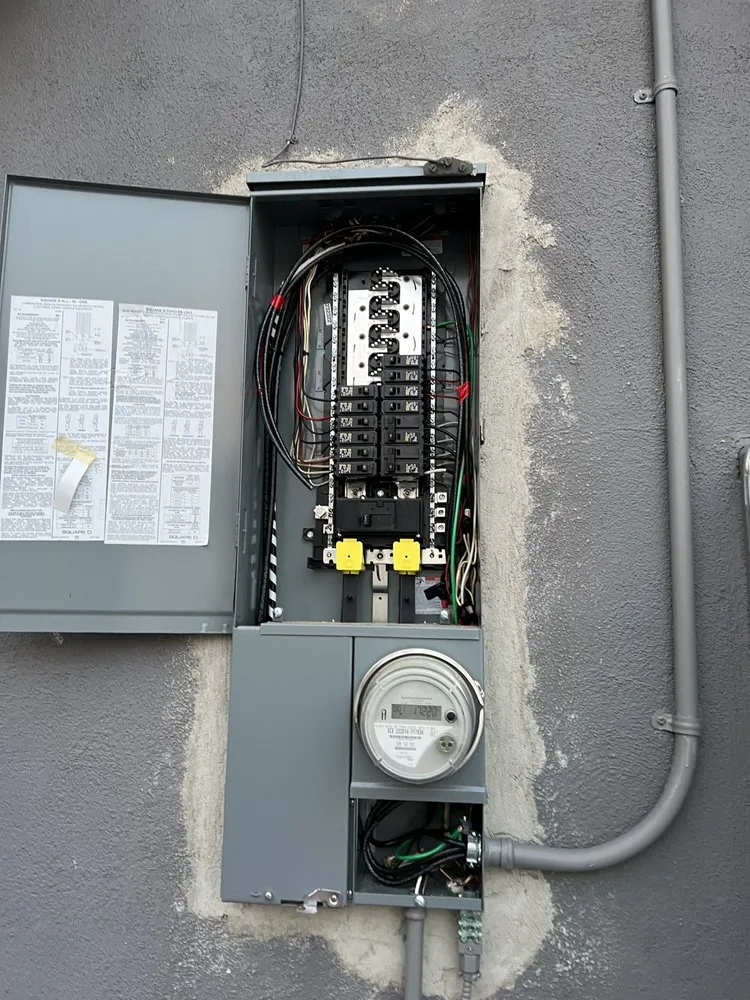 Slide of Vanegas Power Electrical