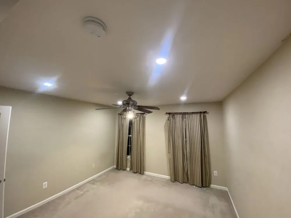 Slide of Vangas Electric