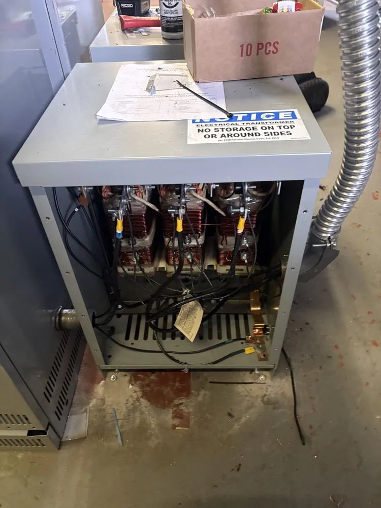 Slide of Vanleuvan General Contractor