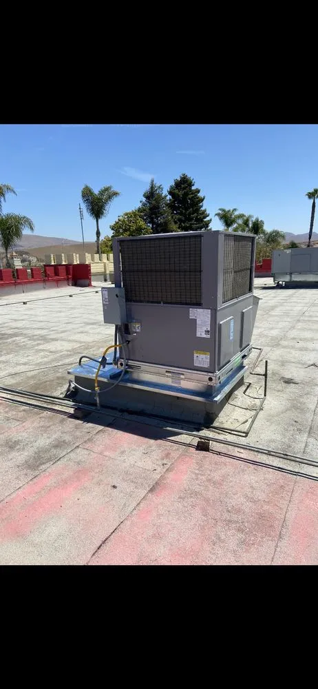 Slide of Vargas Handyman Services