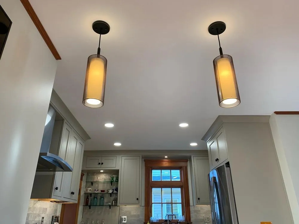 Slide of Variety Emergency Electrician