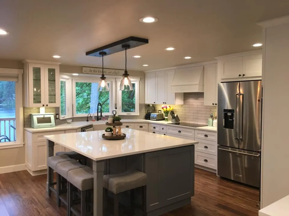 Professional emergency electrical service experts serving ,  - Varsity Electric