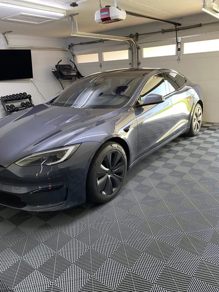 Slide of Vasilio's Electric